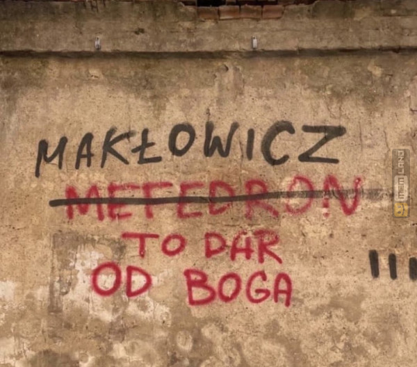 Śmieszny mem: 3335635 - MemLand